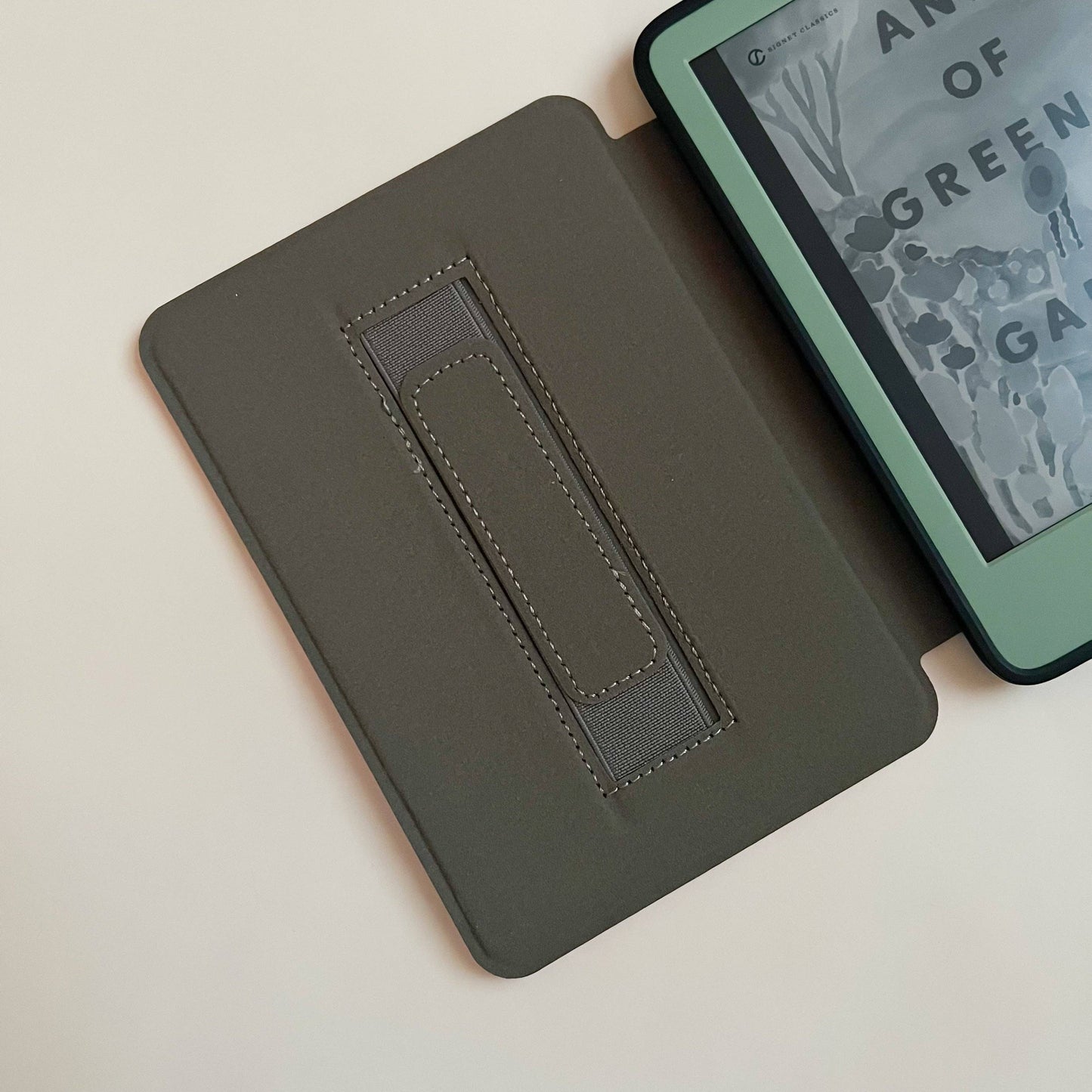 Book Lover Club Kindle Case: Clear Back / Colorsoft / Paperwhite 12 Gen. (2024)