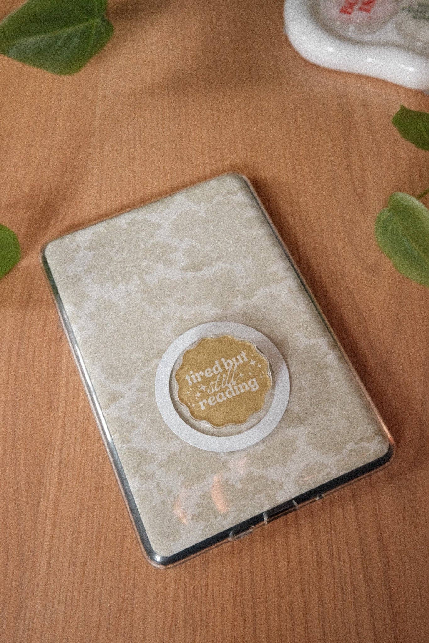 Kindle | Kobo Grips: MagSafe Mount / Bookish