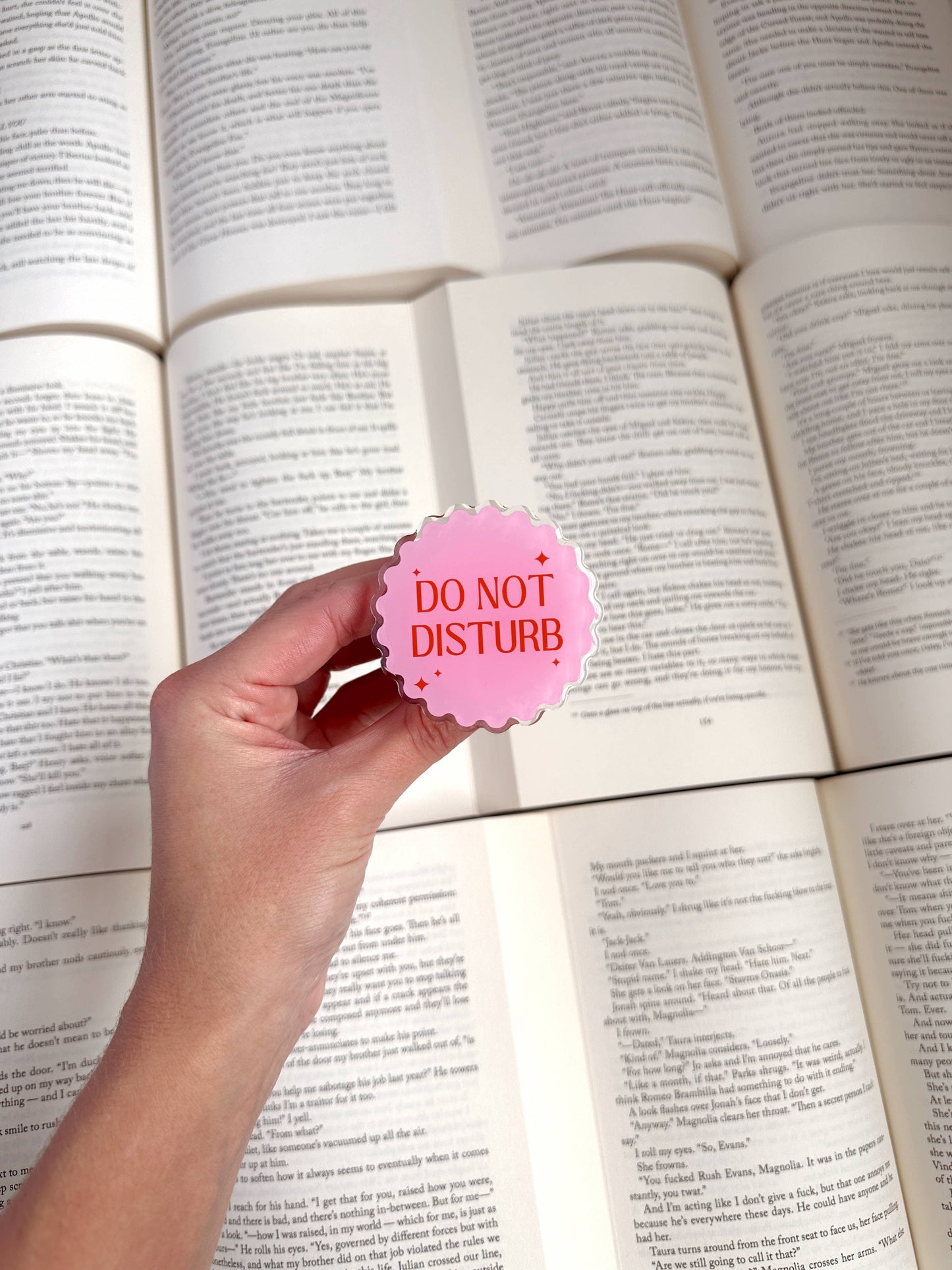 Do Not Disturb - Kindle Grip: Cream