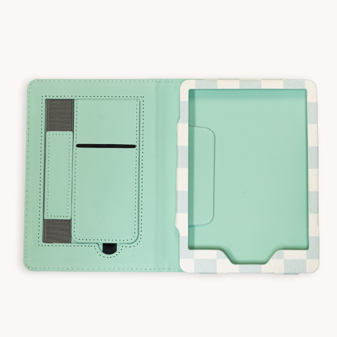 Blue Checker Kindle Case: Kindle Paperwhite (11th Generation)