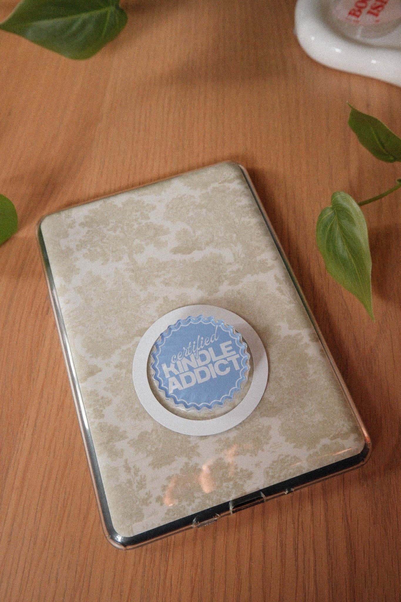 Kindle | Kobo Grips: MagSafe Mount / Bookish