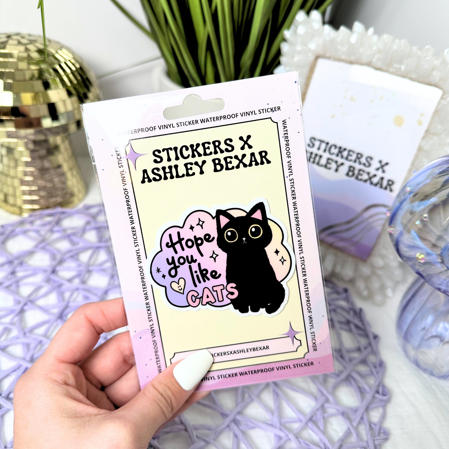 Bookish Babe heart sticker