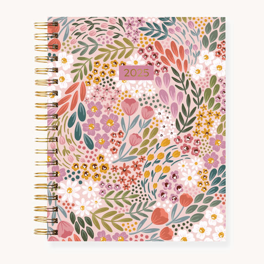 Summer Meadows 2025 Yearly Planner: 8.5x11