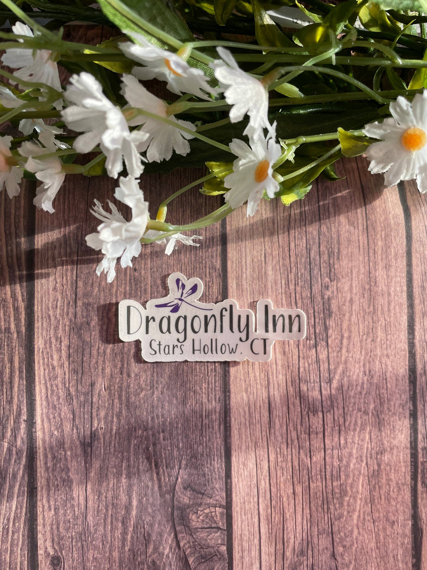Dragonfly Inn: Gilmore Girls-Themed Sticker/Magnet: Sticker