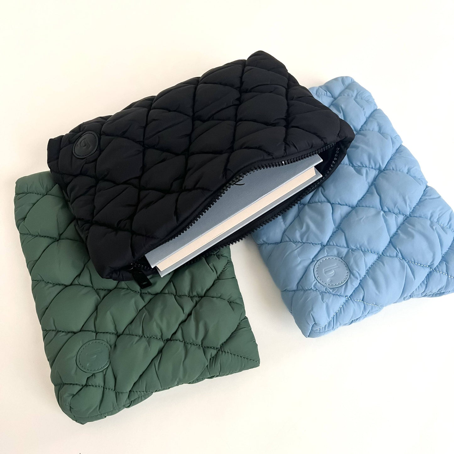 The Bookish Pouch: Black