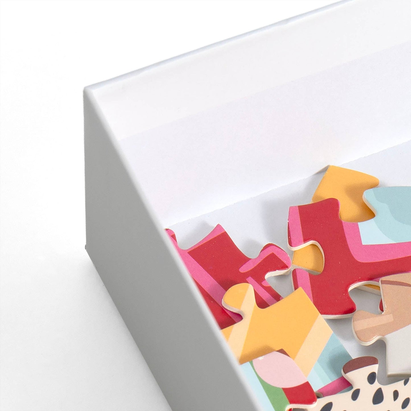 Match Made In Pieces - 500 Piece Rom Com Jigsaw Puzzle