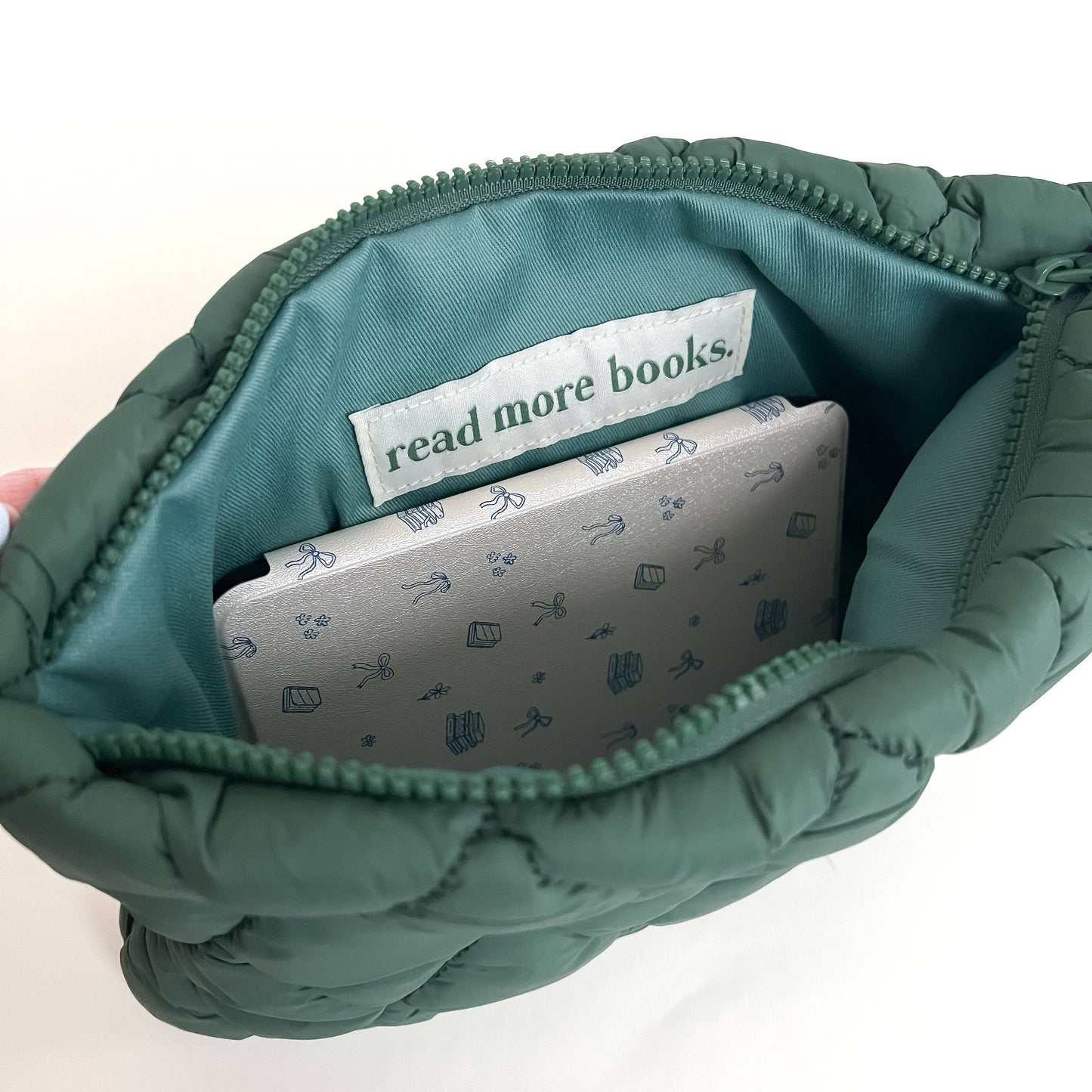 The Bookish Pouch: Black