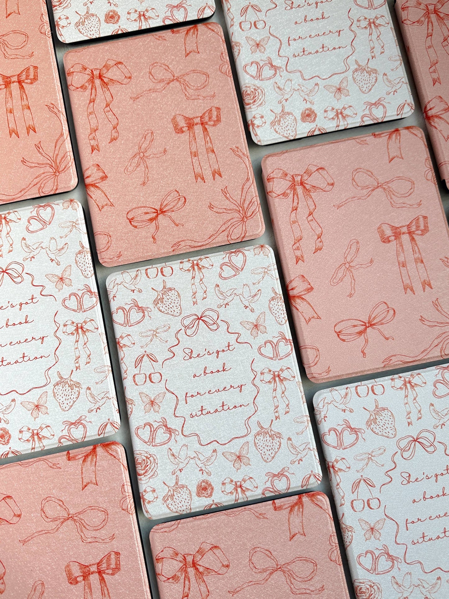 She's Got A Book For Every Situation - Kindle Case: Kindle Basic 11th Generation (6")