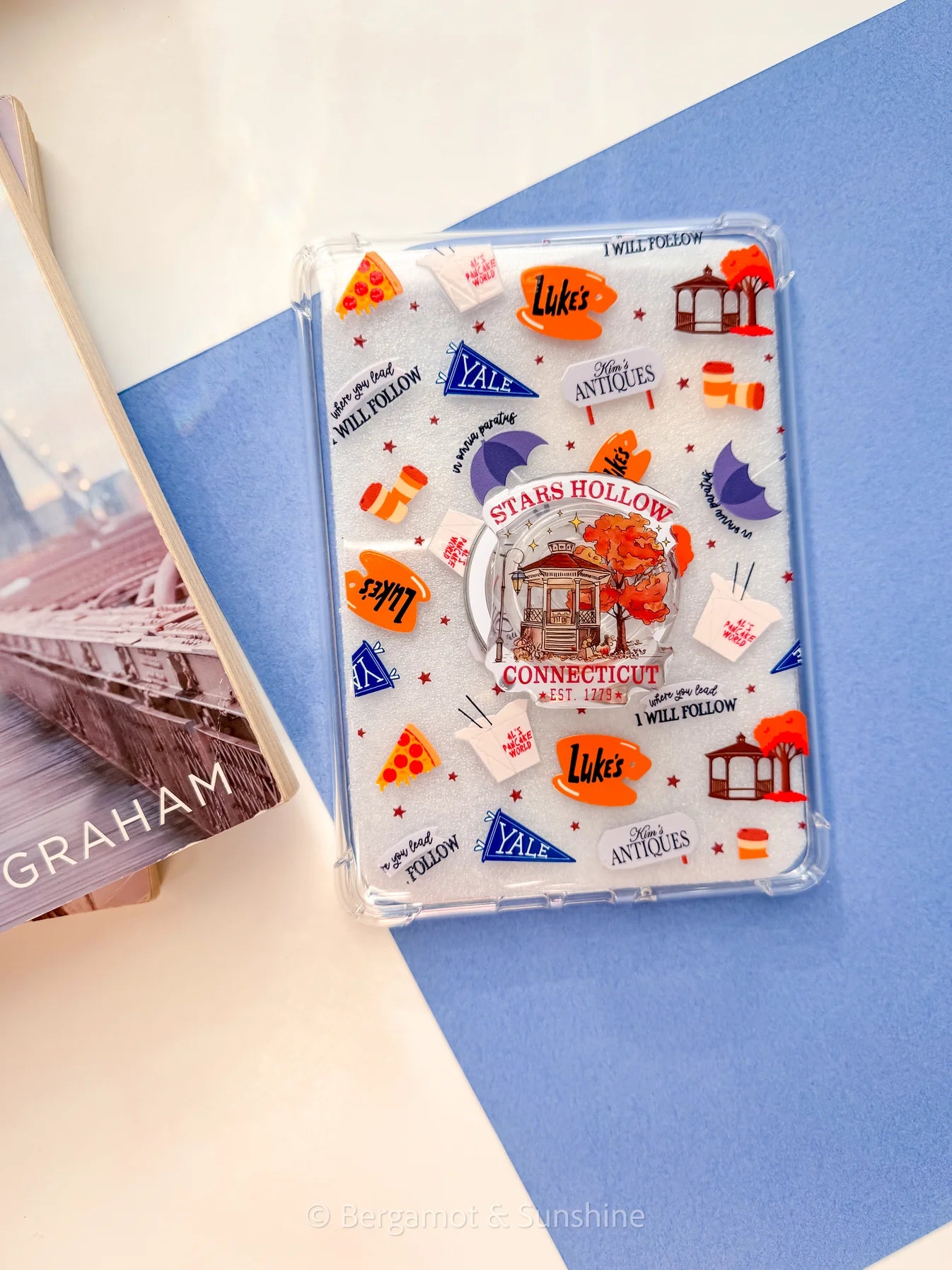 Fall Gazebo Magsafe Phone and E reader Grip