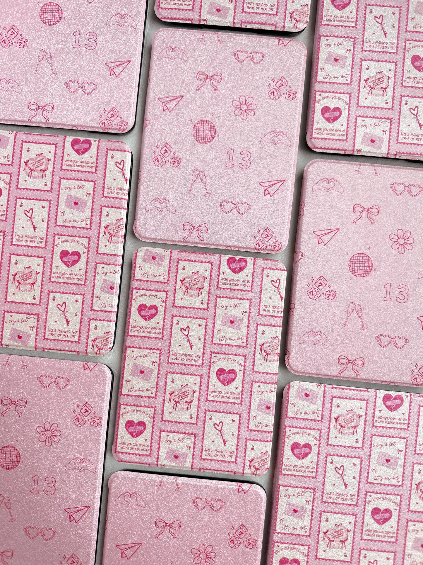 I Can Do It With a Broken Heart Stamps - Kindle Case: Kindle Paperwhite 11th Generation (6.8")