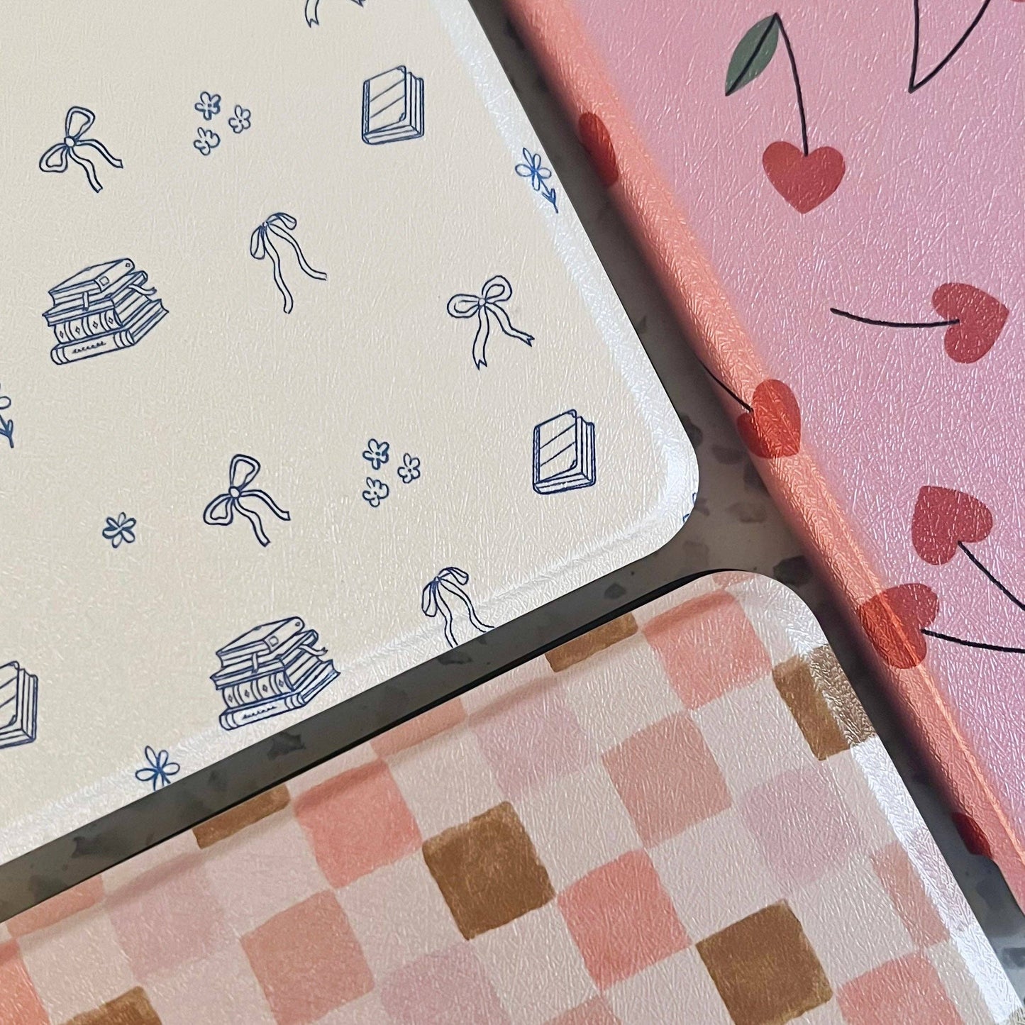 Bows, Books & Flowers Kindle Case: Clear Back / Colorsoft / Paperwhite 12 Gen. (2024)