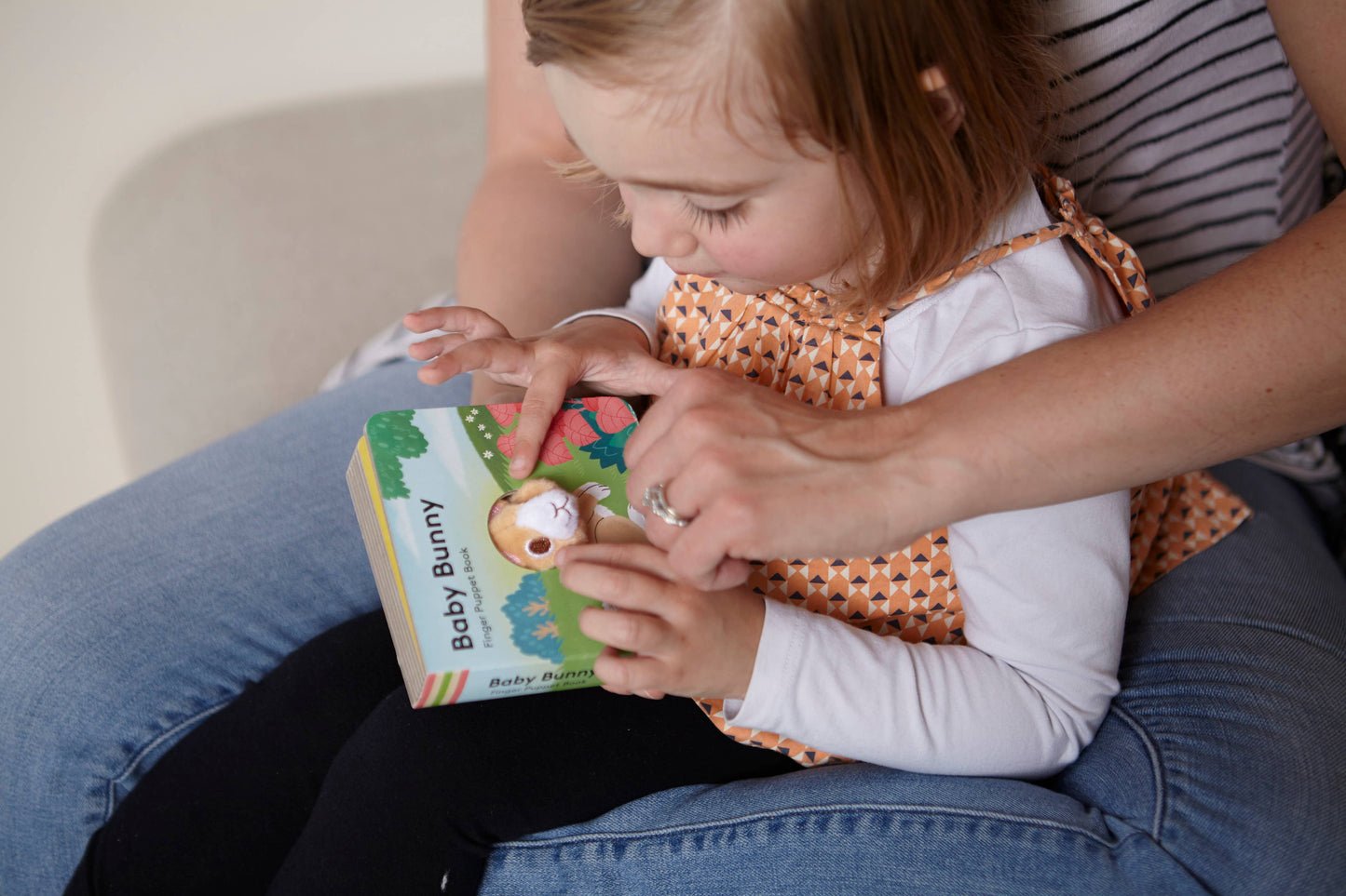 Baby Bunny: Finger Puppet Book