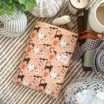 Trick or Treat in Peachy: Mini