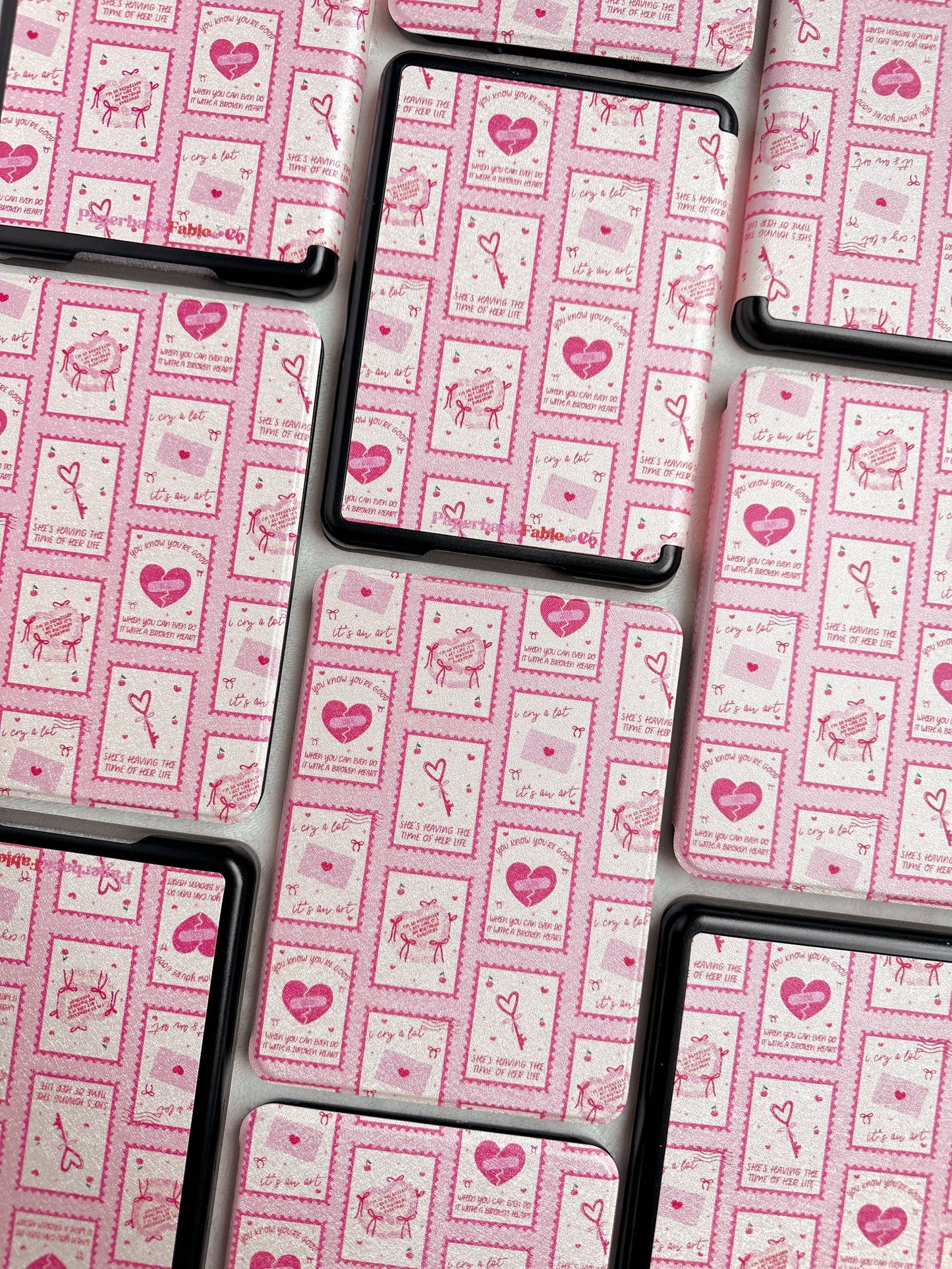 I Can Do It With a Broken Heart Stamps - Kindle Case: Kindle Basic 11th Generation (6")