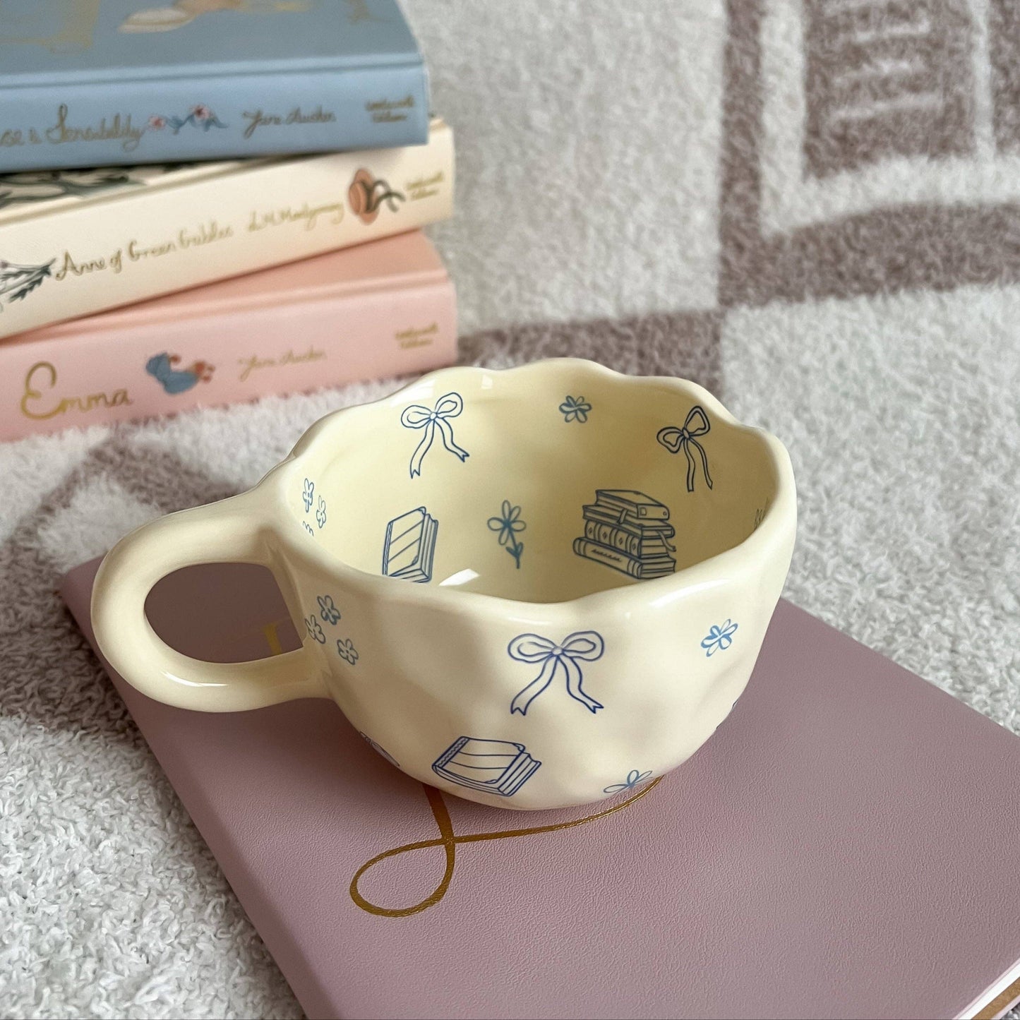 Bows and Books Mug: Blue/Ivory Flowers