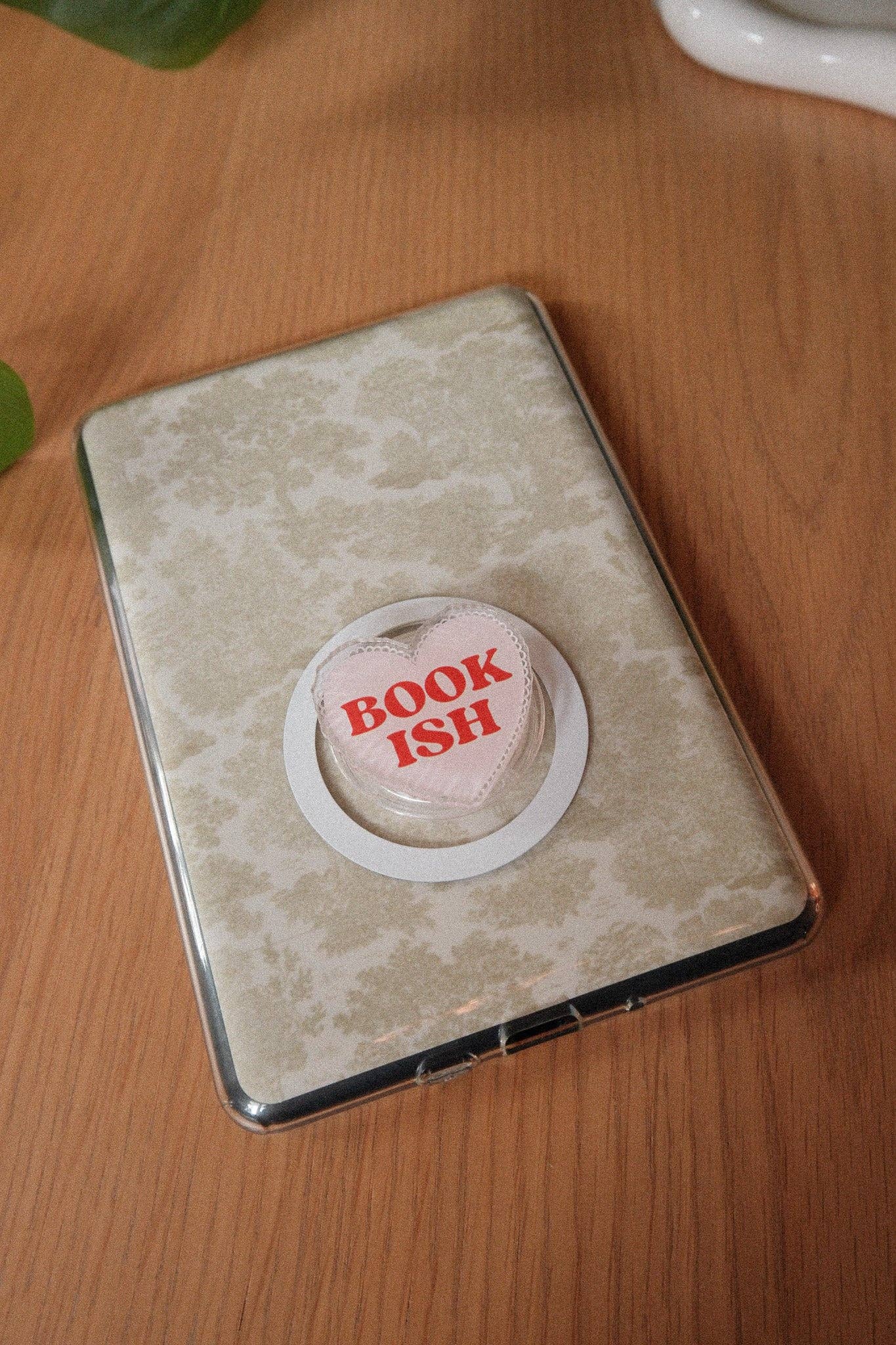 Kindle | Kobo Grips: MagSafe Mount / Kindle Addict