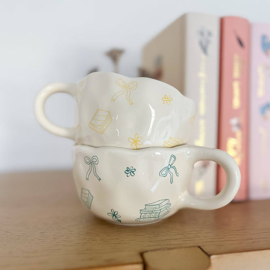 Bows and Books Mug: Red/Ivory Strawberries