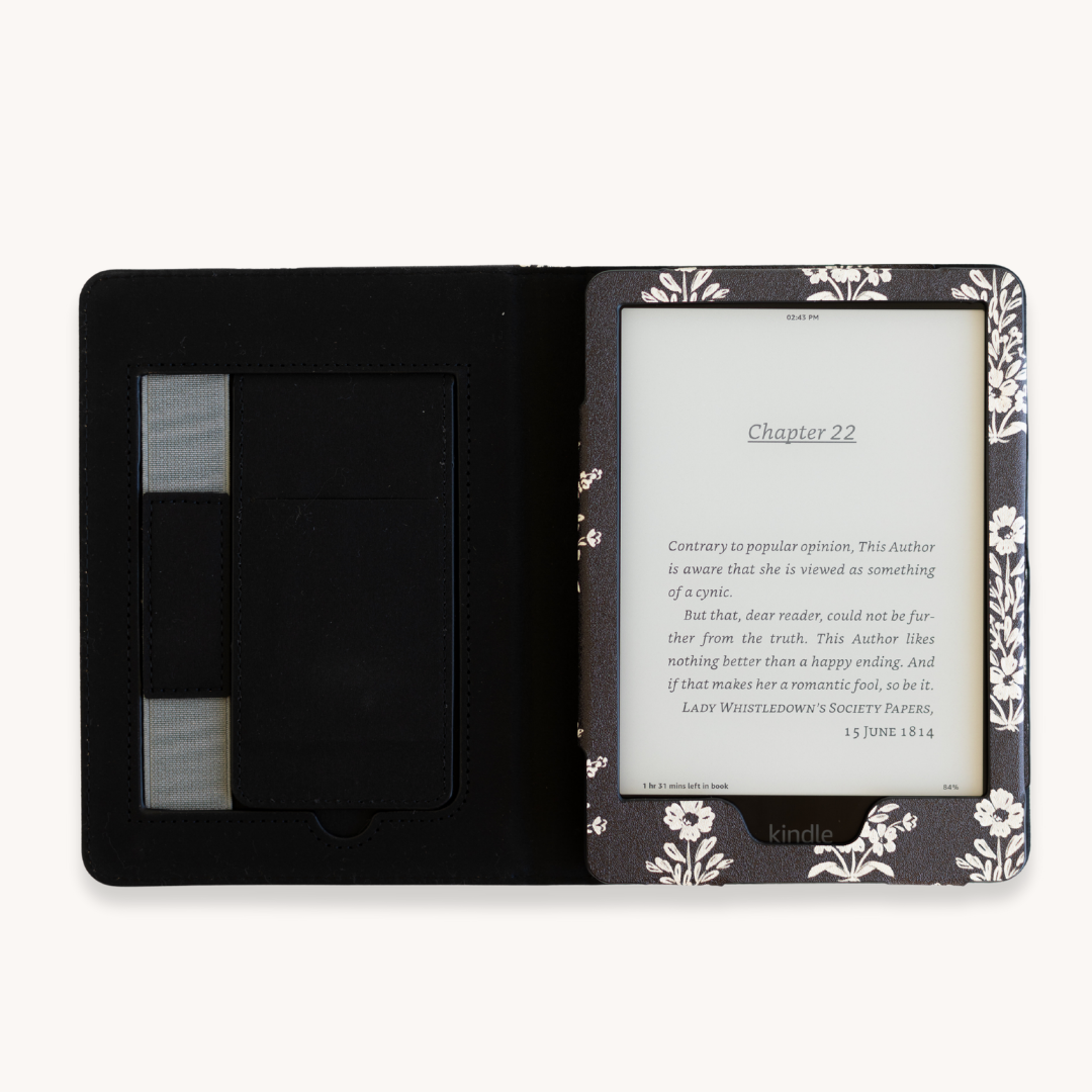 Midnight Damask Kindle Case: Kindle Paperwhite (11th Generation)