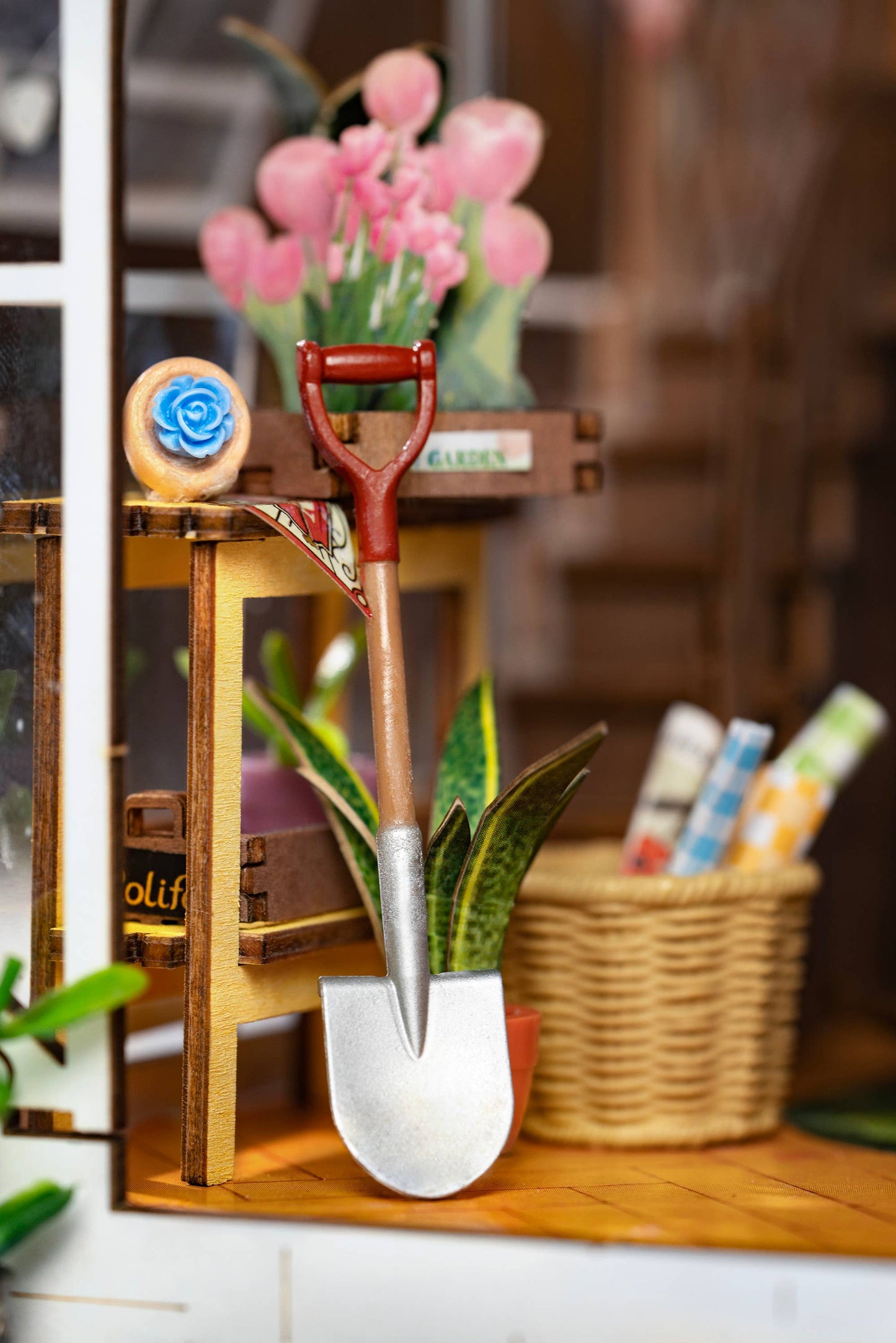 DIY Book Nook Kit: Garden House